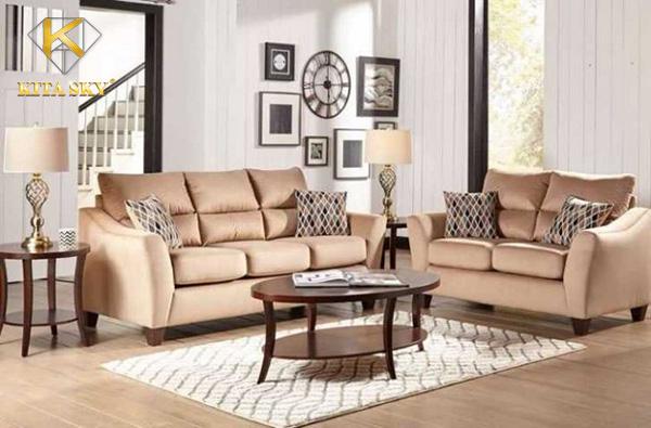 Những cách bày biện và trang trí sofa phòng khách sao cho phù hợp với phong thủy và nhiều kiểu nhà ngày nay.
